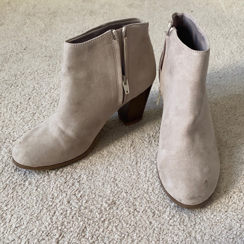 Women’s Heeled Booties